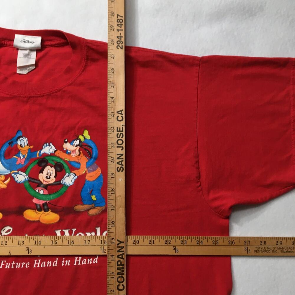 Vintage 2000 Walt Disney World T-Shirt Size XL Red - Picture 5 of 8